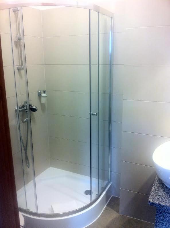 Central Apartman Шопрон Екстер'єр фото
